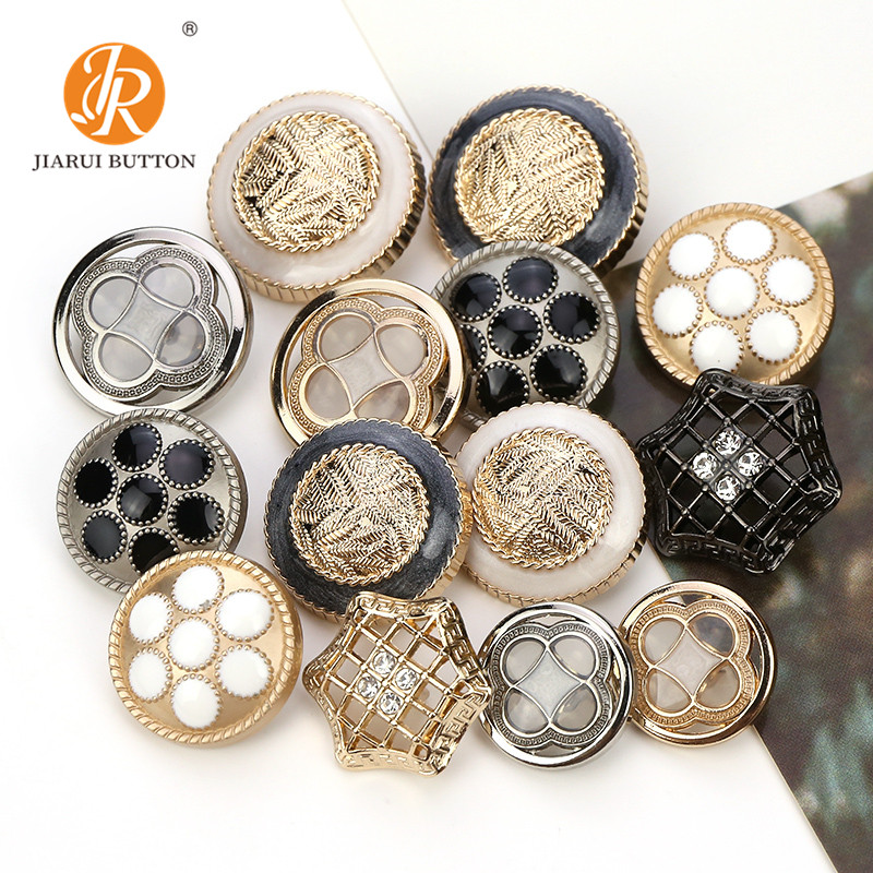 小香风镂空点油扣金属纽扣不规则扣子百搭上衣女西服针织开衫钮扣