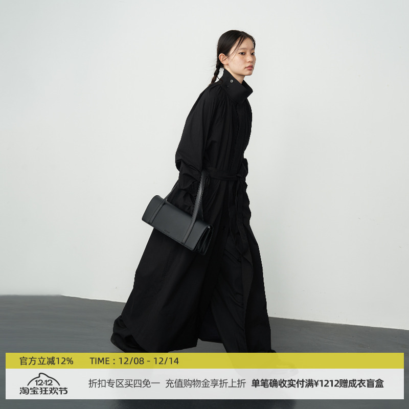 DOSORDONTS暗门襟褶皱风衣