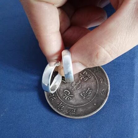 光面厚实耳圈耳环99足银图片