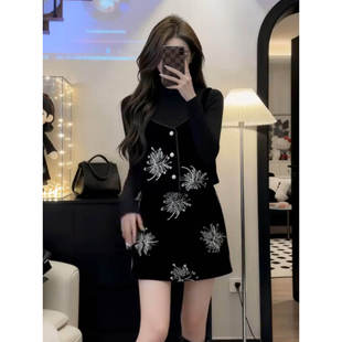 大码胖MM法式高级感亮片刺绣吊带打底衫半身裙春季新款三件套女装