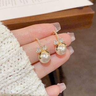 气质温柔甜美锆石蝴蝶结珍珠耳环s925银针个性 韩版 轻奢百搭耳钉女