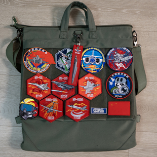 飞行员头盔包歼20战斗机飞行员同款长春航空展热销款头盔包