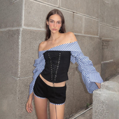 高腰短裤 怪诞女孩 上衣 蓝色条纹拼接束腰长袖 两件套女 街头风时尚