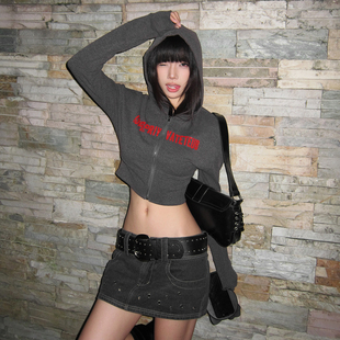 休闲百搭拉链短上衣 复古撞色字母印花连帽短外套女 怪诞女孩 美式