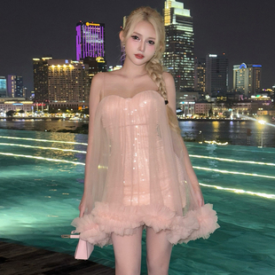 怪诞女孩 纯欲甜美粉色薄纱亮片吊带连衣裙女 朦胧感超仙生日短裙