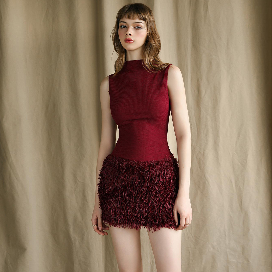 法式复古毛毛拼接针织无袖连衣裙