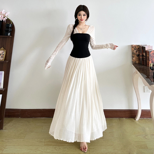 大裙摆修身 怪诞女孩 秋季 连衣裙女 长裙 温柔风超好看撞色拼接长袖