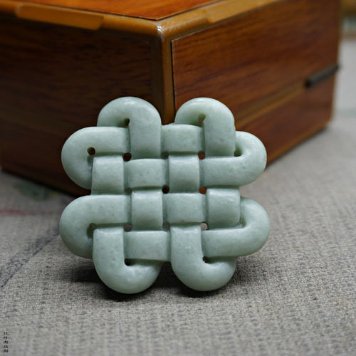 石贵州翠双面雕刻大号中国结