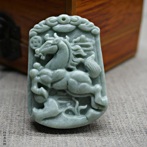贵州翠马年有钱马上有钱玉椭圆