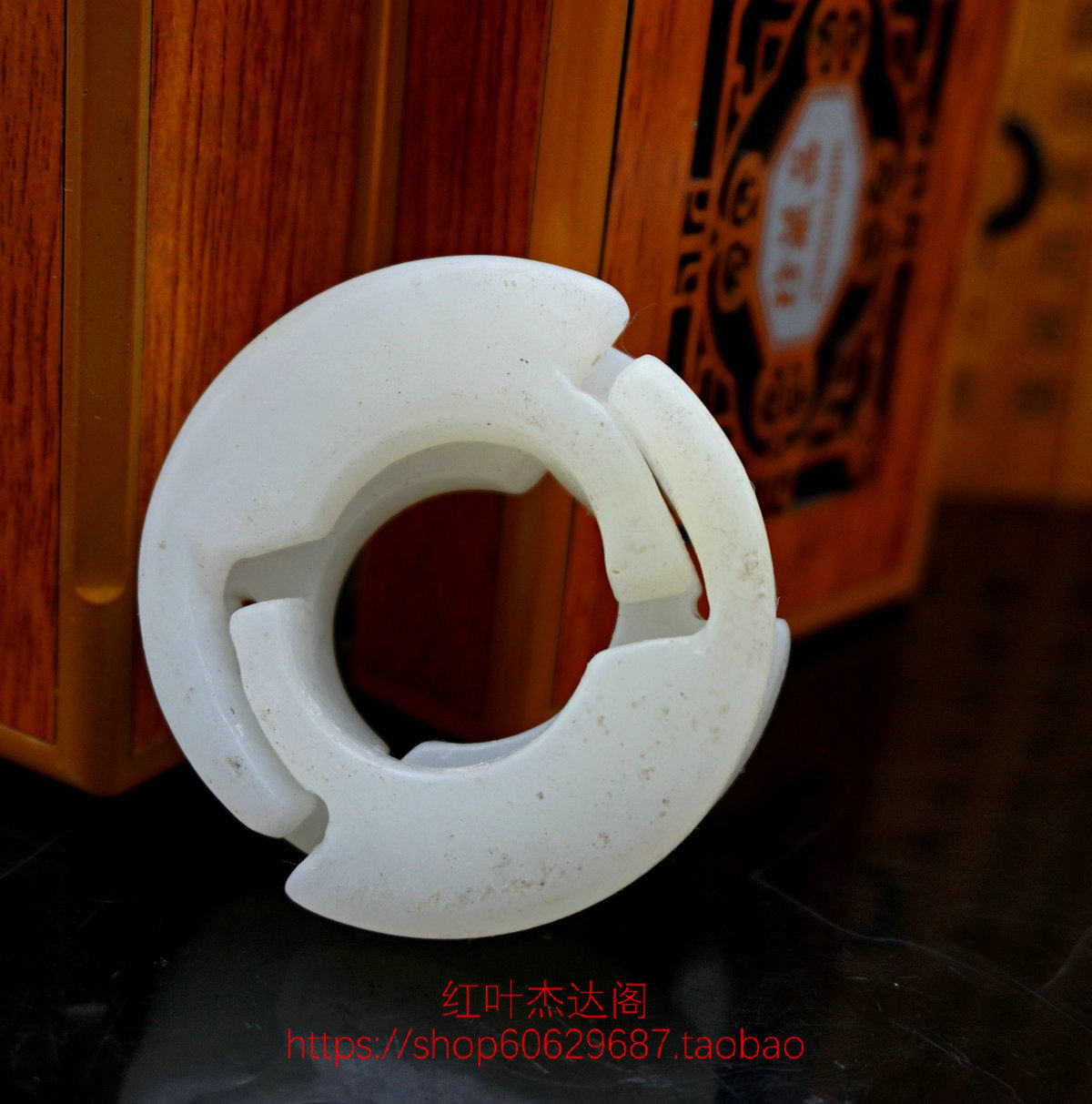 天然玉石岫玉同心锁吊坠男女款情侣玉吊坠 连心锁 长寿锁永不分离