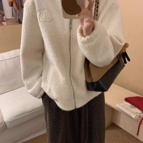 【羔羔kitty~】前后重工KT刺绣圈圈羊羔毛加绒保暖立领拉链外套