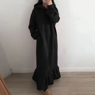 加绒连帽直筒宽松连衣裙Velvet hooded straight tube long dress