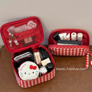 新款红色格纹化妆包便携式外出旅行防水洗漱包女生化妆品收纳包包