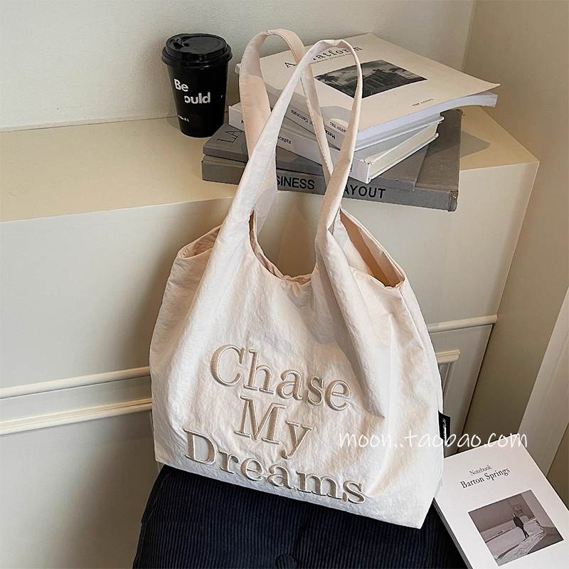 ins慵懒风字母刺绣帆布包女式2025新款时尚轻便购物袋通勤托特包