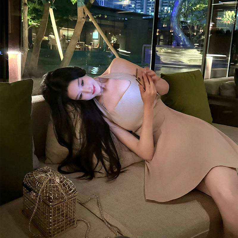 【现货】viola【沙金名伶】Fleur* 私服小腰精65棉挂脖连衣裙显瘦