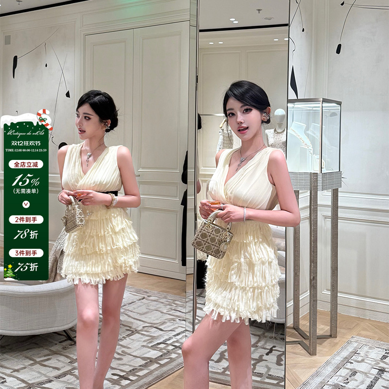 【现货】viola【寻梦月光】无袖V领收腰千金私服手工流苏连衣裙