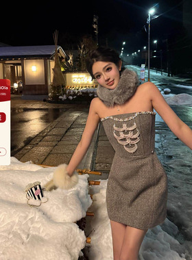 viola【秀场千金】13W私服香 quan国唯1一条 纯欲性感鱼骨抹胸裙