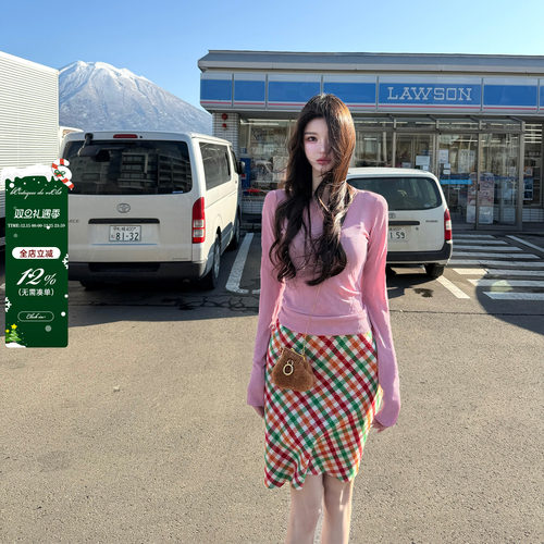 viola【MIU系小圆】 张元*英3w+高能*量女孩短裙套装