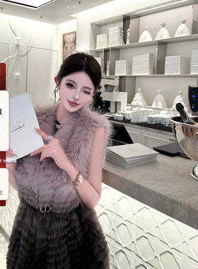 viola【罗兰梦境】14W定了五个月渐变染色进口白狐皮草马甲