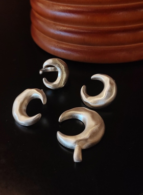 S925纯银轻奢高级清冷感磨砂月亮项链C形开口冷淡风戒指食指女潮