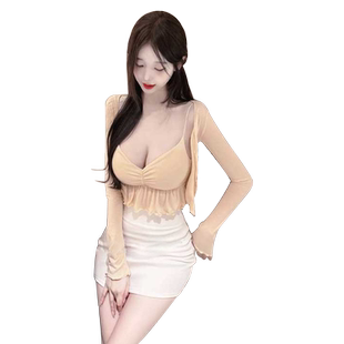 今年流行百褶上衣性感女人味吊带背心小开衫两件套纯欲时尚套装女