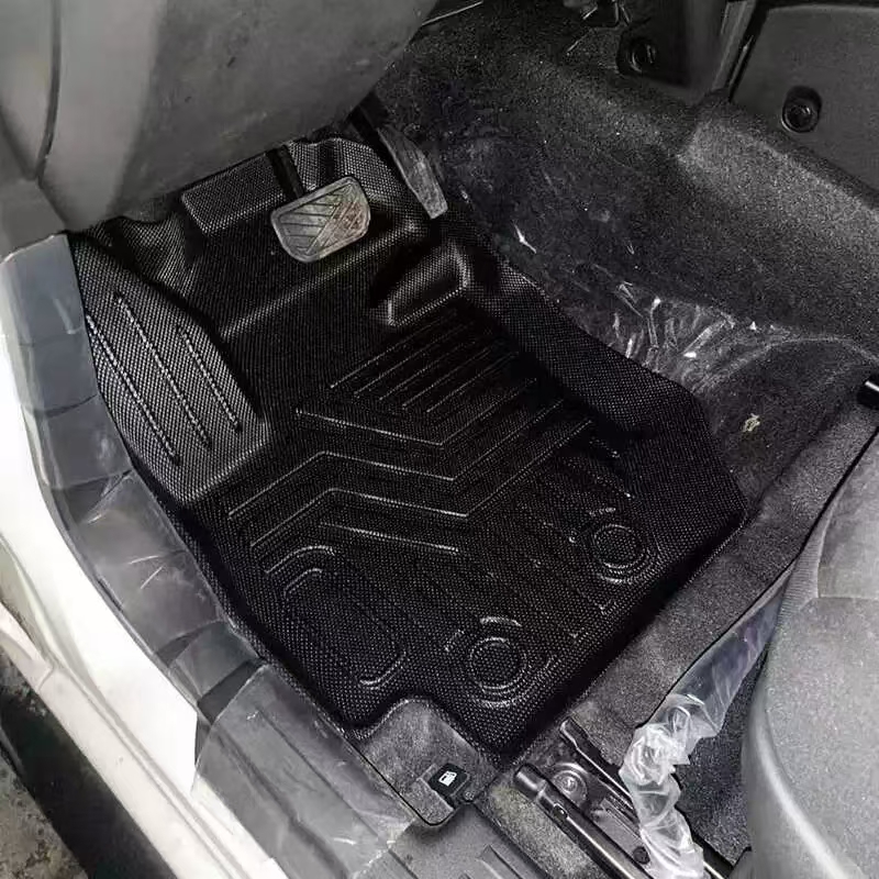 新款吉姆尼JB74五门版脚垫