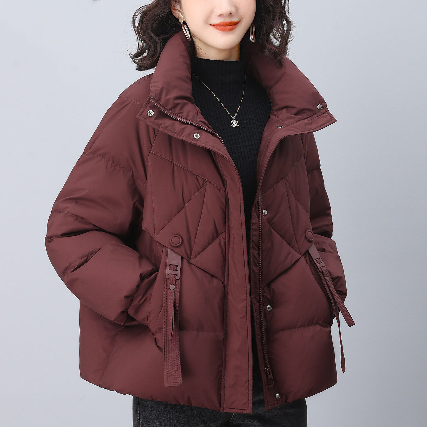中年妈妈羽绒服女短款2026年冬季