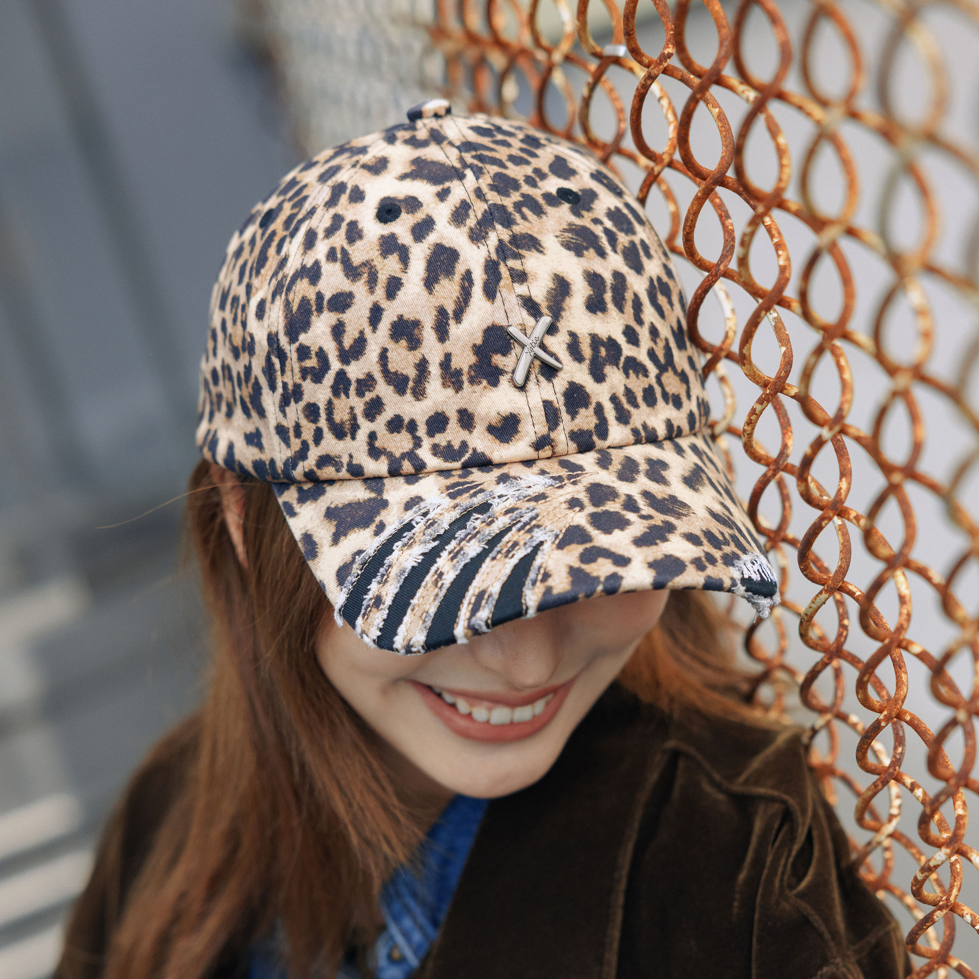 XOTIC爪痕破坏豹纹软顶鸭舌帽