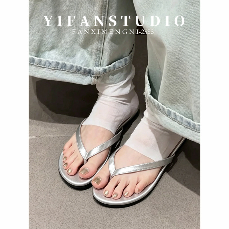 羊皮版~ins风夹趾人字拖女夏春季外穿防滑银色平底沙滩度假拖鞋