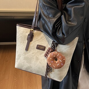 高级感复古单肩小众设计包包女2025新款秋冬大容量通勤上班托特包