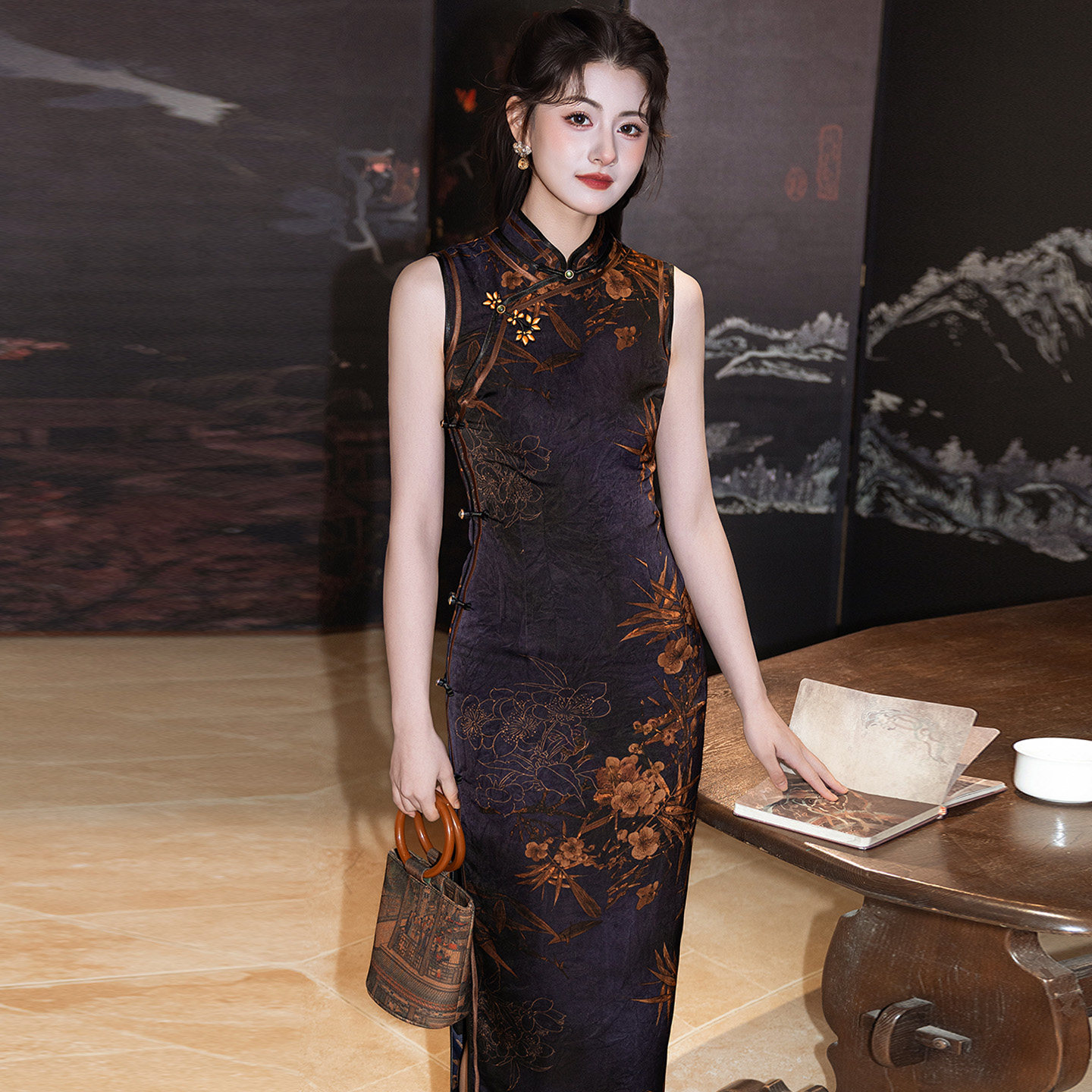 高端醋酸新中式无袖旗袍夏2026新款年轻款可以上班穿的改良连衣裙