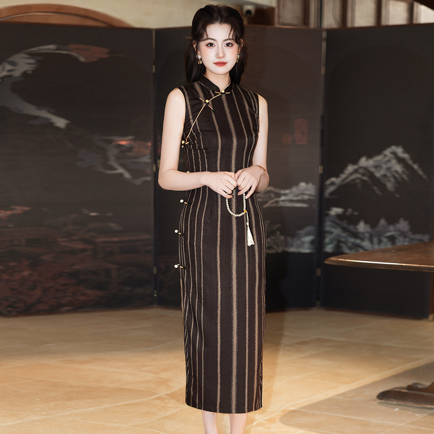 黑色条纹港风新中式旗袍女夏日常