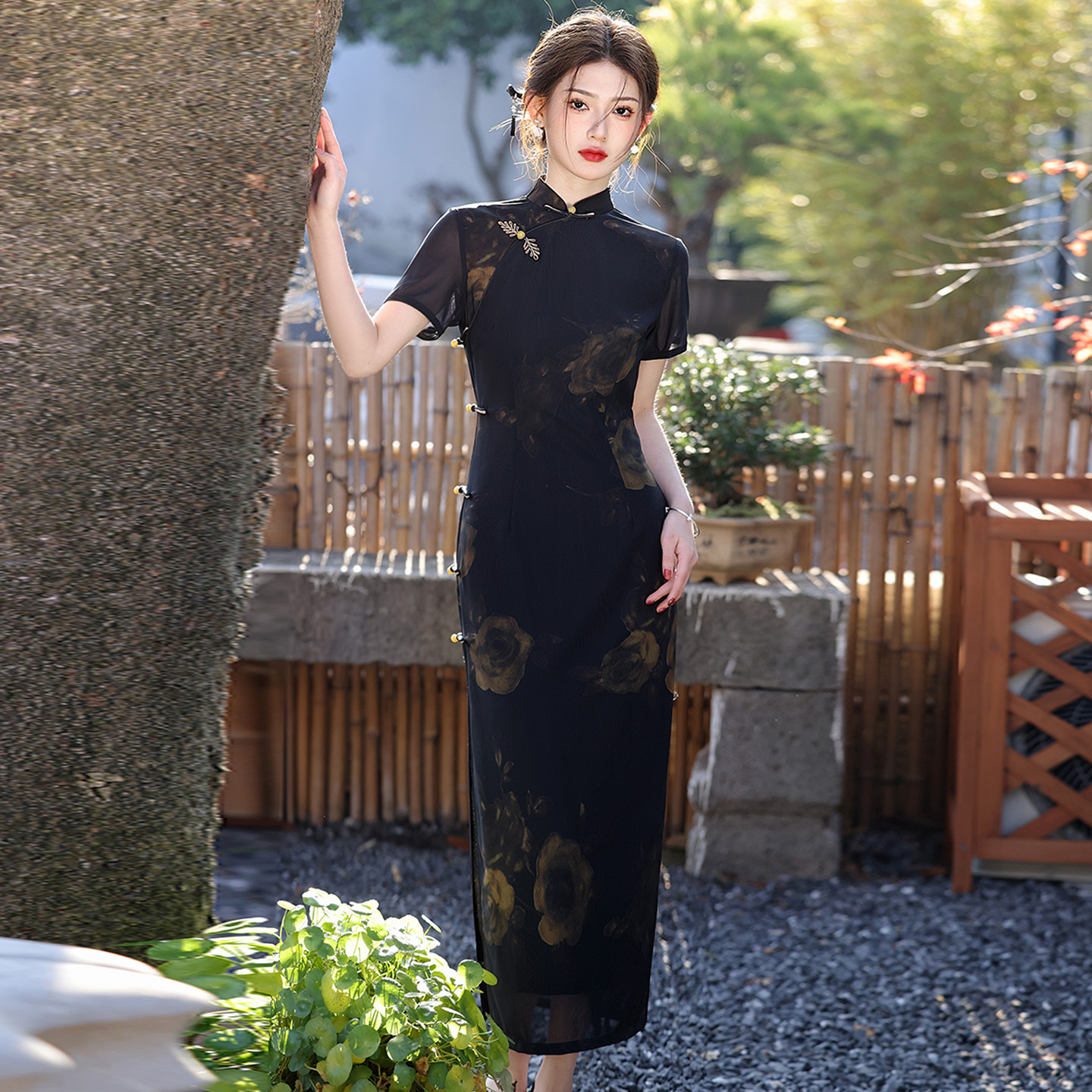 新中式超火改良旗袍女夏薄款2025新款日常可穿黑色显瘦轻奢高级感
