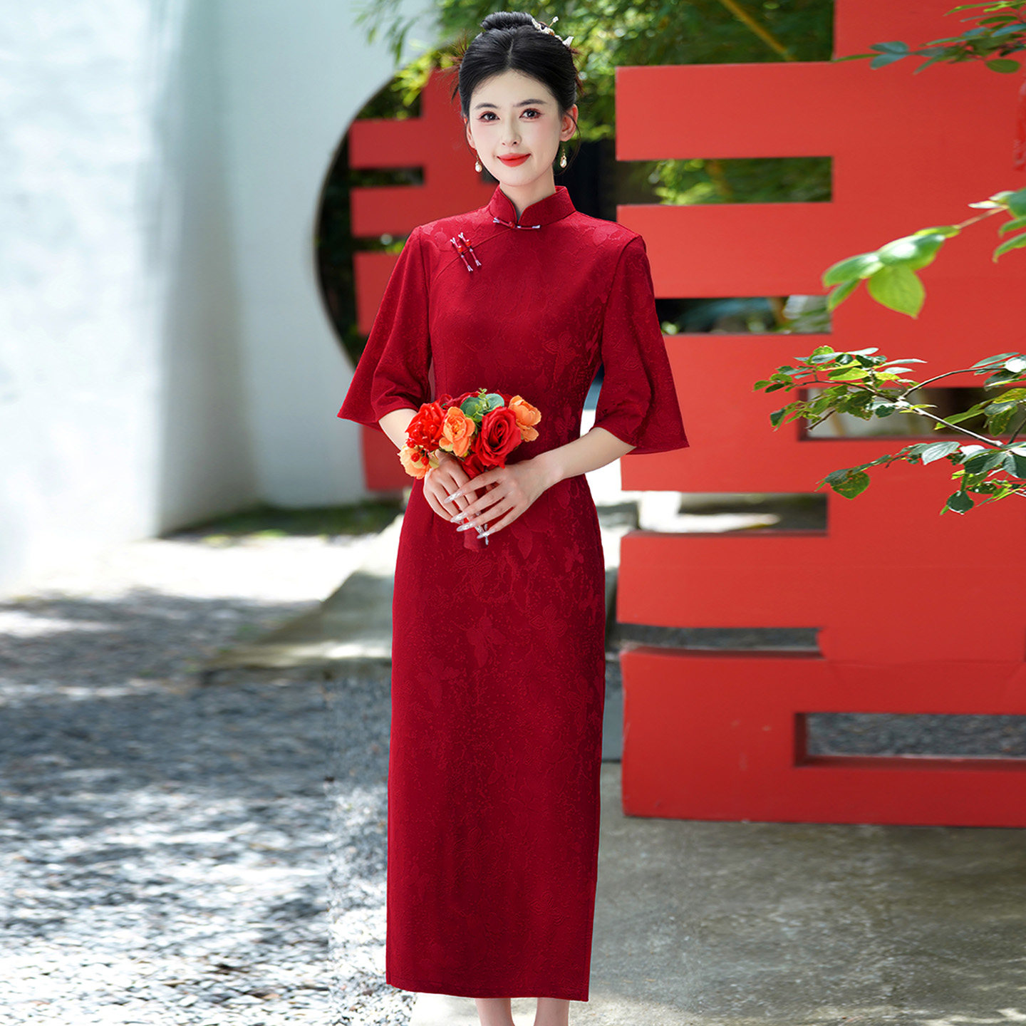婚宴敬酒服年轻款喇叭袖旗袍春季