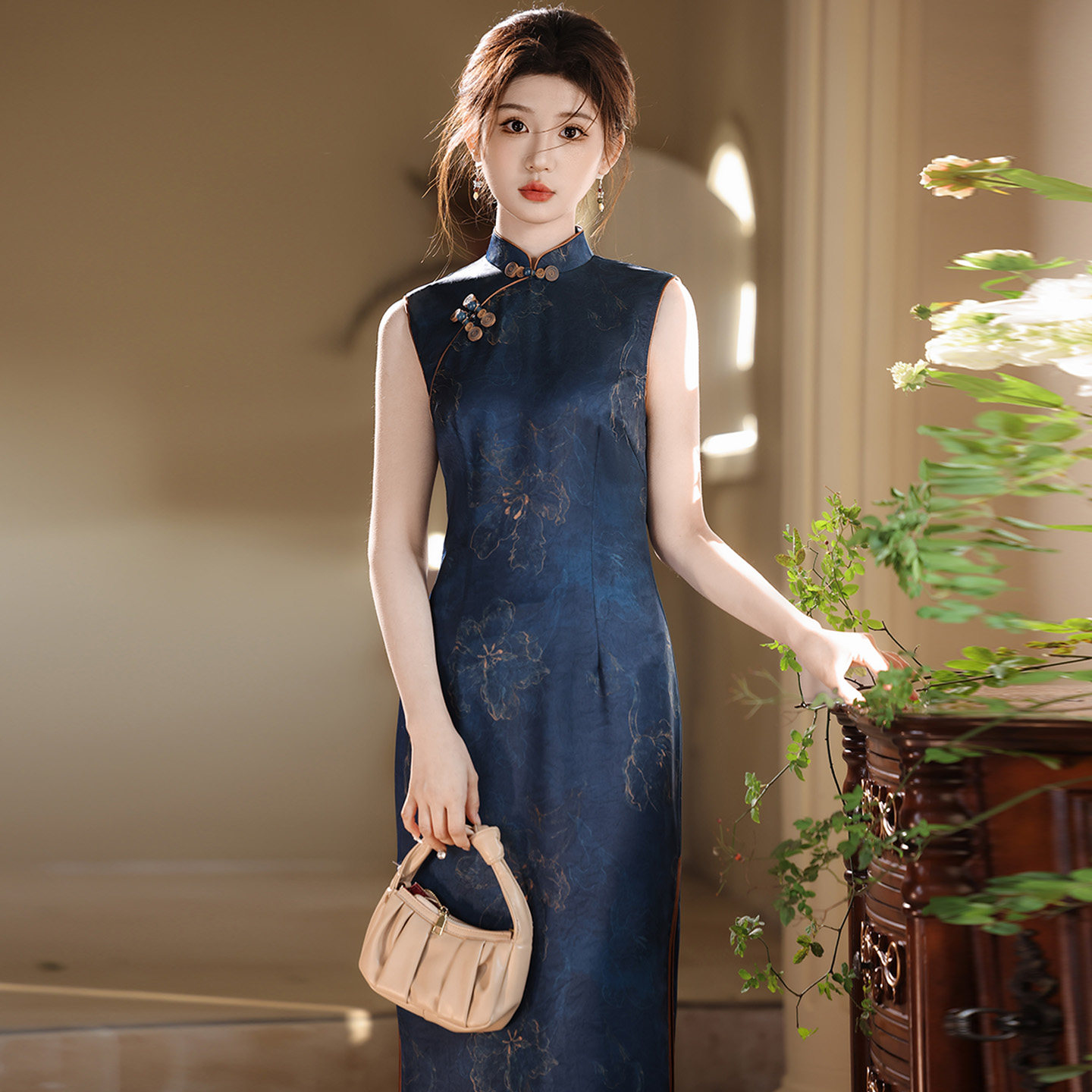 藏青色醋酸缎无袖旗袍2025新款夏季新中式改良日常可穿轻奢高级感