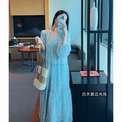 Zwinnie/詹维尼【金丝落叶 蓝色版】晕染刺绣长袖显瘦连衣裙