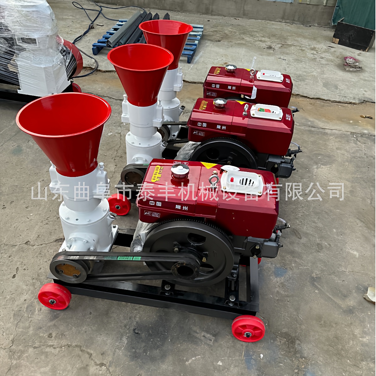 柴油机款稻谷壳饲料颗粒机牛羊鸡鸭饲料制粒机养殖猪制饲料颗粒机