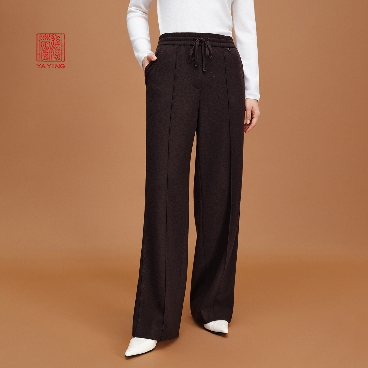 雅莹软糯细支羊毛直筒裤