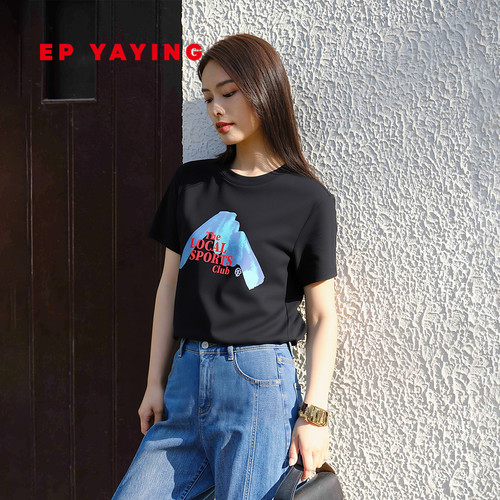 雅莹棉质短袖T恤运动风