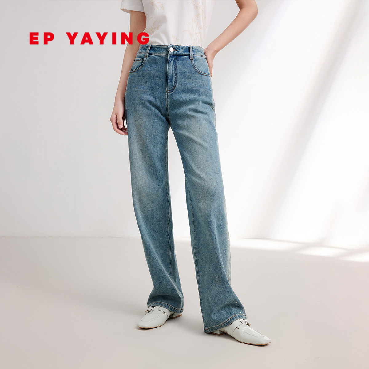 EP雅莹女装 烫钻满天星中腰四面弹直筒牛仔裤 冬装商场同款J607B