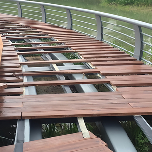 户外水泥仿木地板仿木纹水泥板栈道混凝土预制铺路板钢筋砼踏步石