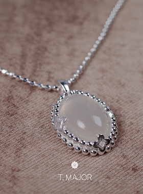 T.M悬浮光系列乌瑟花语项链