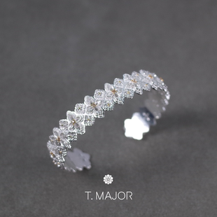 T.MAJOR 鎏金系列 花冠镂空双色开口手镯