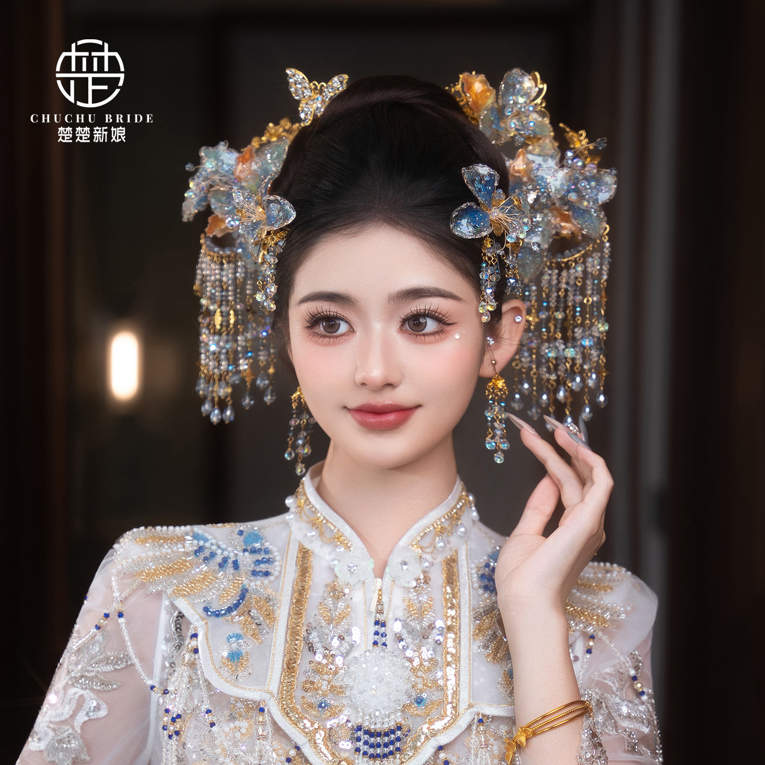 新娘头饰浅色秀禾发饰金蓝色中式秀禾古装汉服水晶流苏步摇配饰