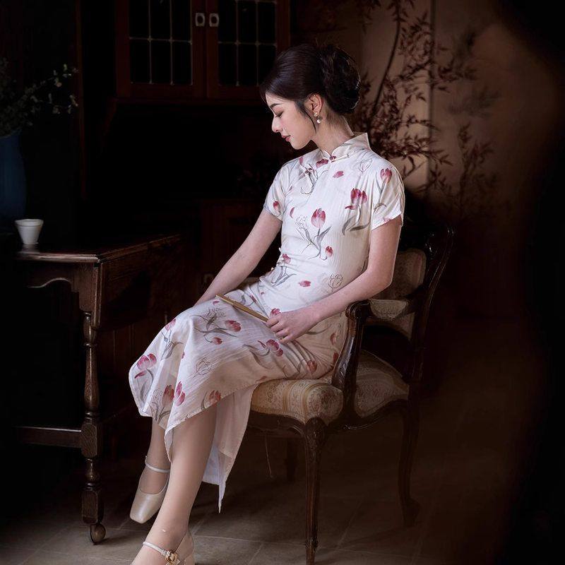 郁金香全开襟古法一片式旗袍夏季复古优雅民国少女2025新款连衣裙