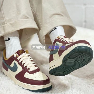 耐克空军一号白褐色低帮板鞋