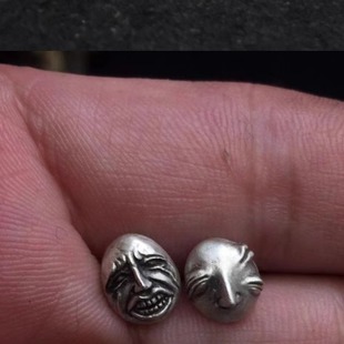 动漫周边贝黑菜特剑风传奇同款耳钉卡通复古耳环做旧迷你款耳饰品