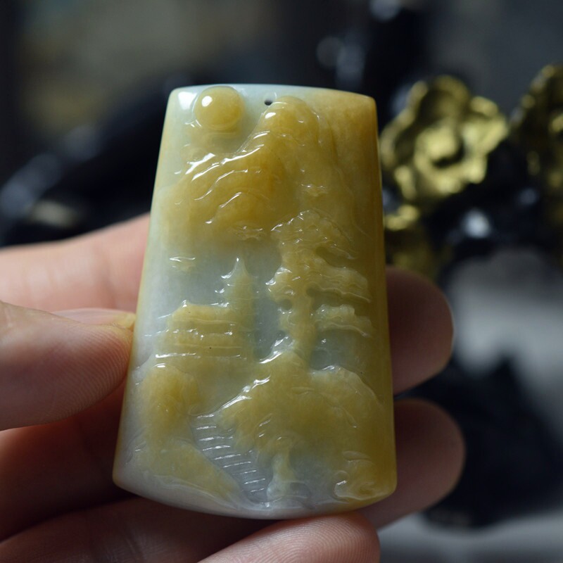 翡翠玉石黄翡山水玉牌 山水玉雕缅甸玉器珠宝首饰吊坠 保真送证书