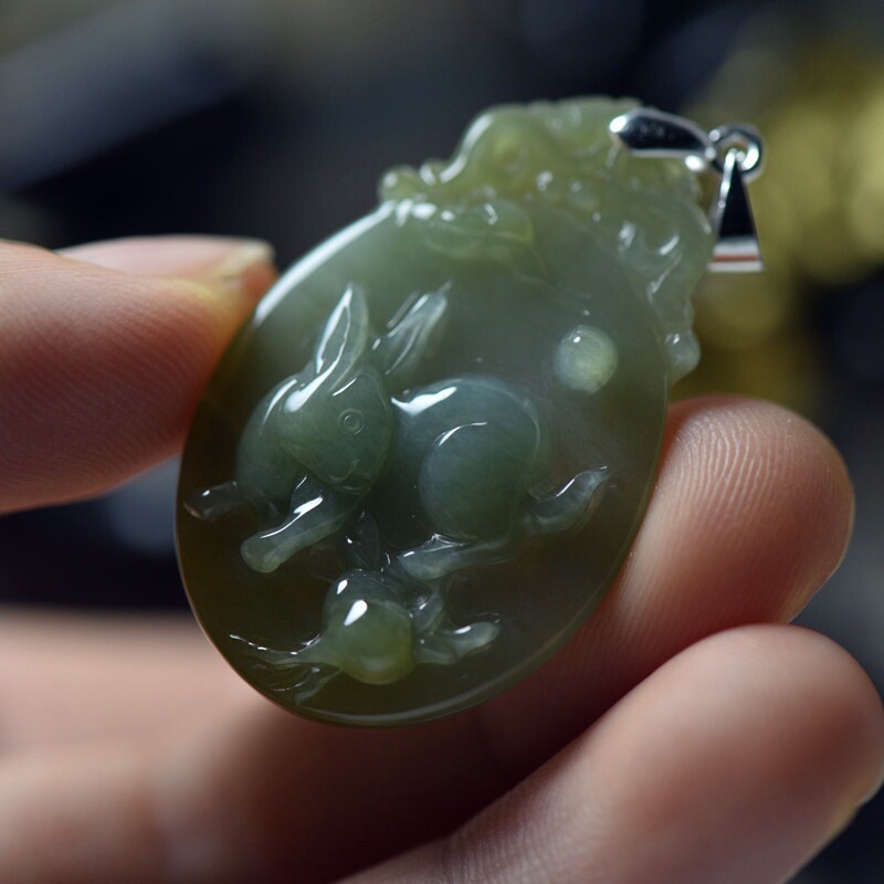 翡翠黄翡玉石A货生肖兔 缅甸玉器小款玉兔子珠宝首饰 保真送证书