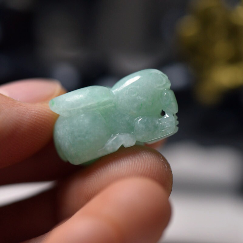 翡翠玉石A货立体生肖兔 缅甸玉器小款玉兔珠宝首饰 保真送证书
